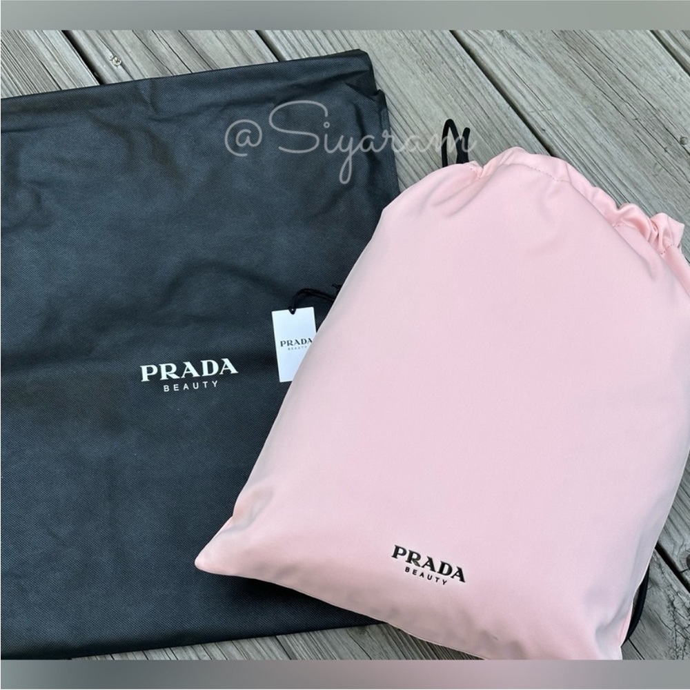 Prada backpack - Picture 6 of 9
